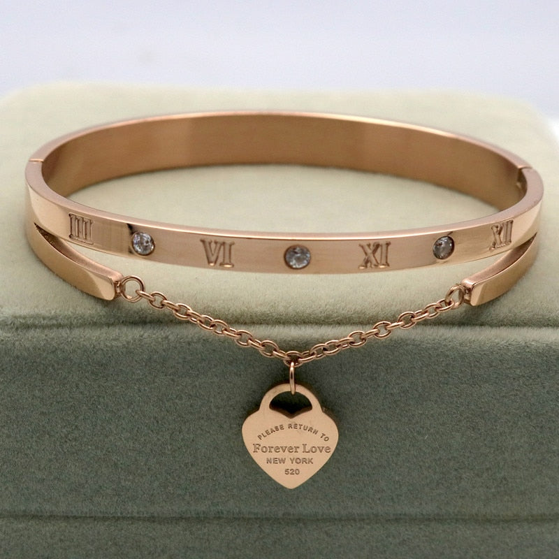 Hanging Heart Label Forever Love Bracelet