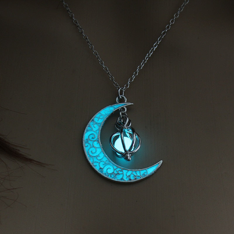 Shine Moon Luminous Stone Pendant Necklace