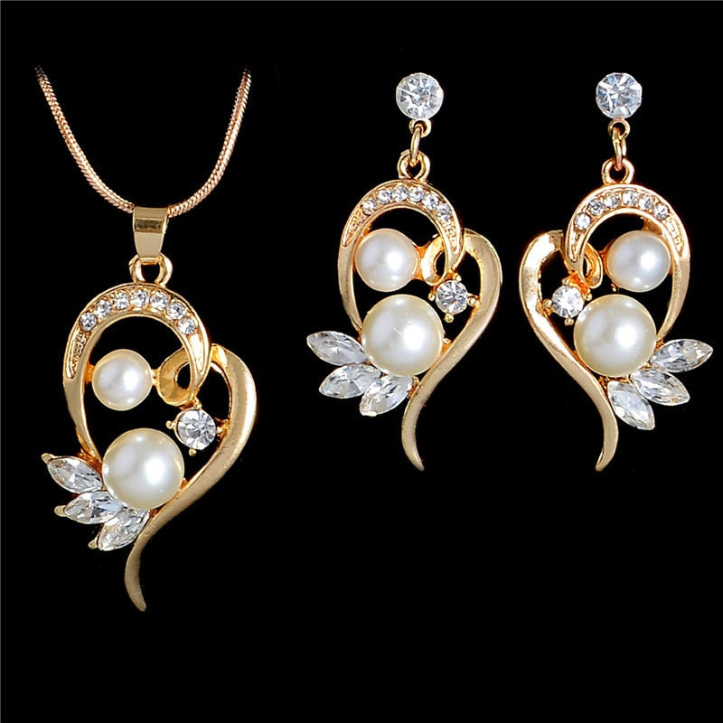 Elegant Pearl Bridal Jewelry Set