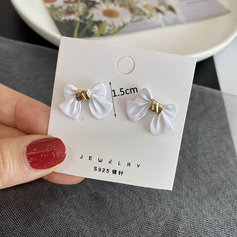 White Theme Drop Earrings