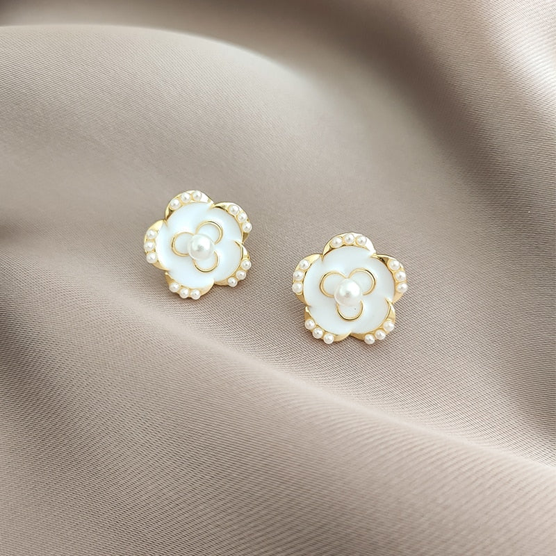 White Theme Drop Earrings